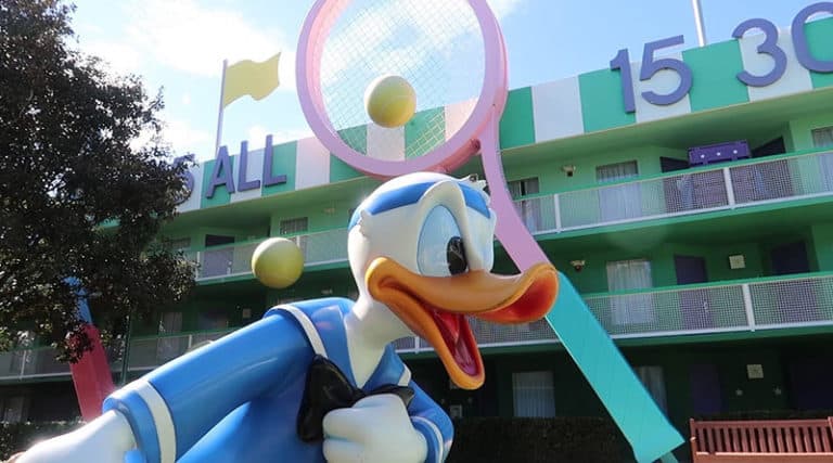 Tim Tracker - All Star Sports Resort Tour | Hotel Grounds, Food Locations & More
