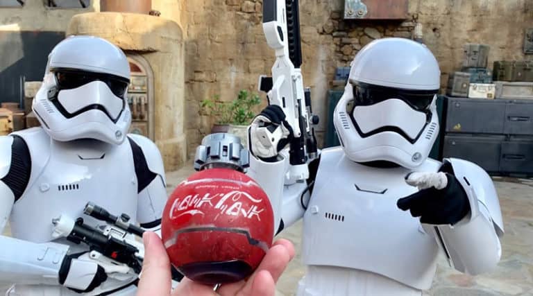 Adam the Woo - Star Wars Galaxy's Edge Passholder Preview