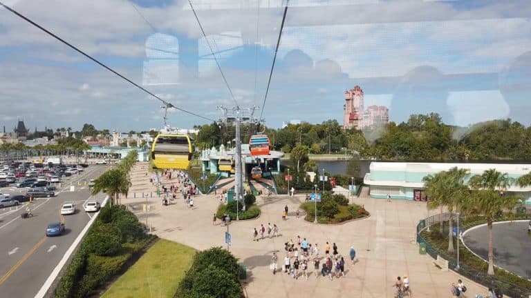 wdwmagic - Disney Skyliner POV - preview ride