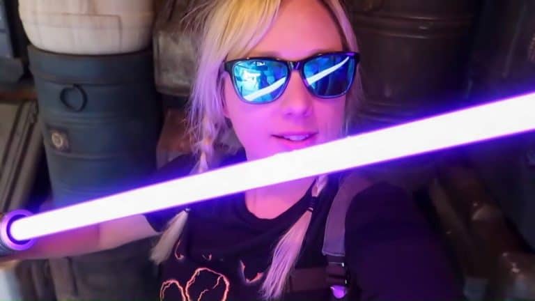 Building a Light Saber at Savi’s Workshop, Drinks at Oga’s Cantina | Galaxy’s Edge Hollywood Studios