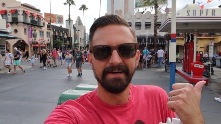 Trying New Star Wars Galaxy's Edge Food Items & Has Christmas Started At Disney's Hollywood Studios?
