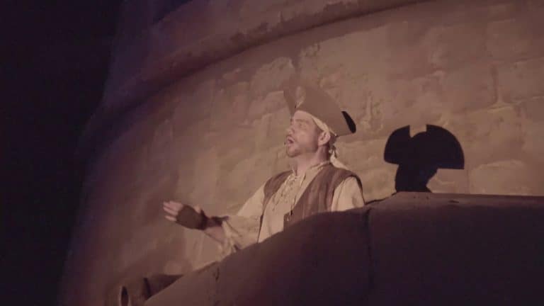 Pirates of the Caribbean Overlay with More Live Actors | Mickey's Not-So-Scary Halloween 2019