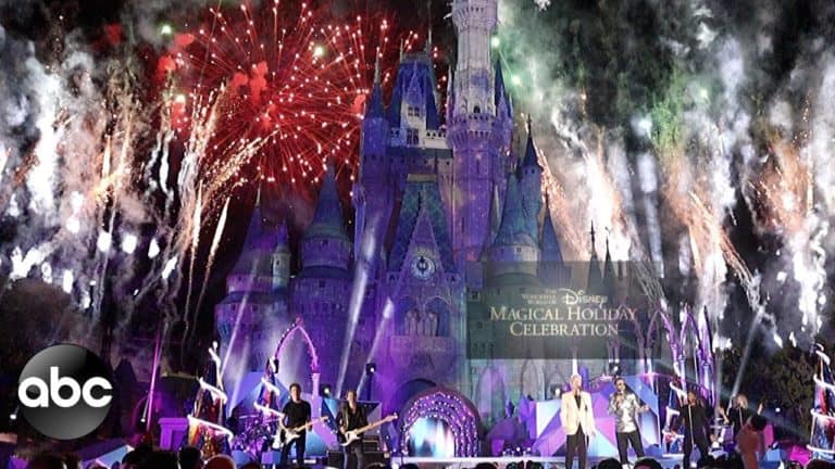 Disney's Holiday Celebration Filming - Sting & Shaggy Performs Live - abc Special