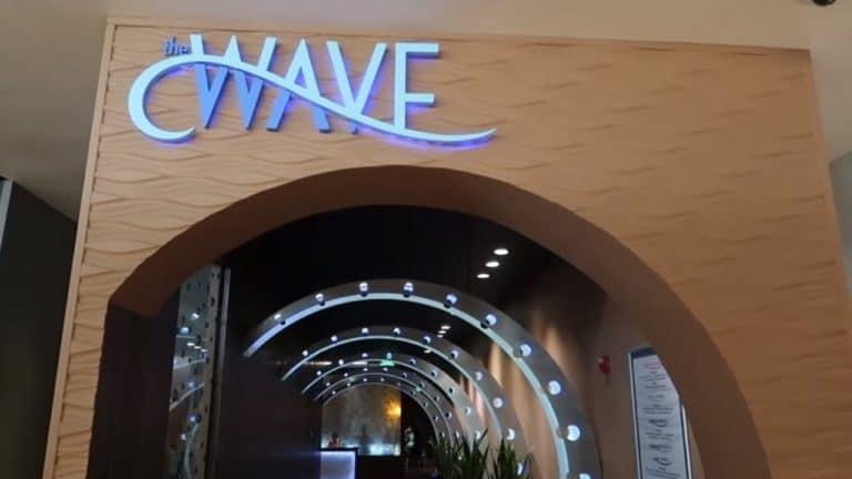 The Wave Dining Review at the Contemporary Resort