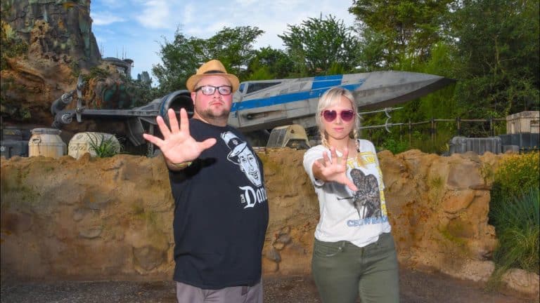Super Enthused - Star Wars Galaxy's Edge Preview