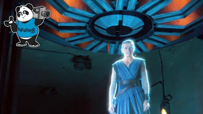 Rey Hologram & BB8 - Rise of the Resistance - Star Wars Galaxy's Edge
