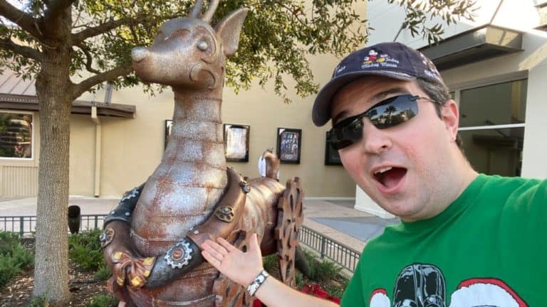 Disney Springs Holiday Decorations and Frozen 2!