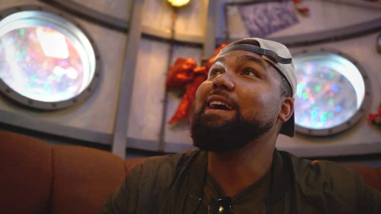 Rise of The Resistance Got Way Easier - Jock Lindsey's Hanger Bar Christmas Menu