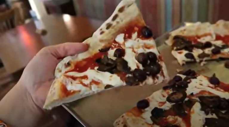 Disney’s Via Napoli GIANT PIZZA! Magic Kingdom to EPCOT Park Hop, Riding Frozen & Spaceship Earth